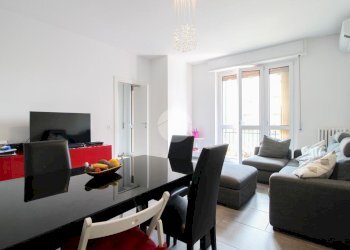Three-room apartment Via Antonio Gramsci, Cormano - photo 3