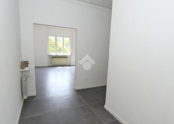 Four-room apartment Via Papa Giovanni XXIII, Serravalle Scrivia - photo 8