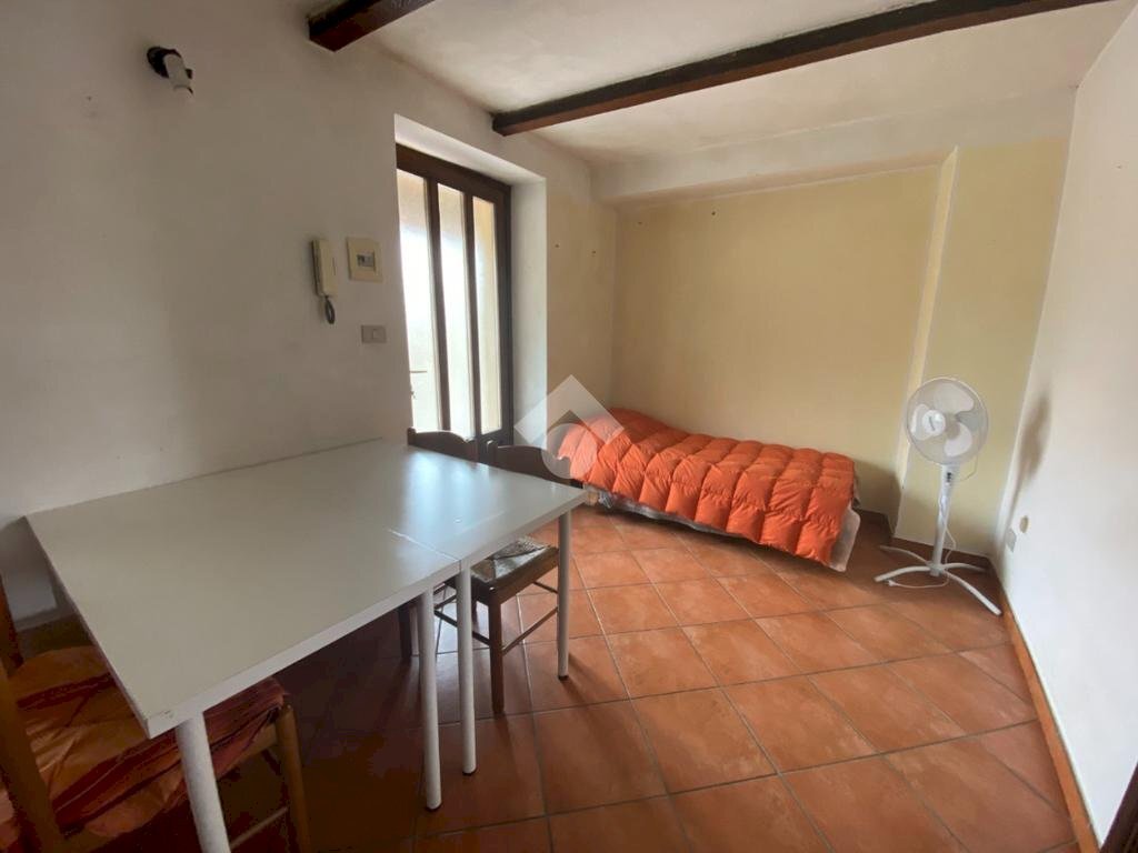 Two-room apartment Salita san bernardo, Saluzzo - photo 1