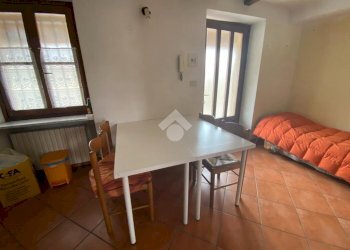 Two-room apartment Salita san bernardo, Saluzzo - photo 2