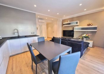 Foto 1 - Appartamento via giulio cesare
 
33, Viareggio - foto 1