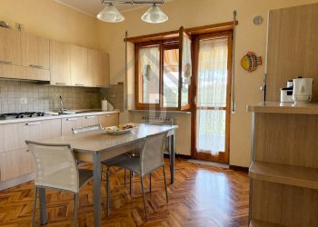Foto 18 - Four-room apartment via puglia
 
12, Carolei - photo 18
