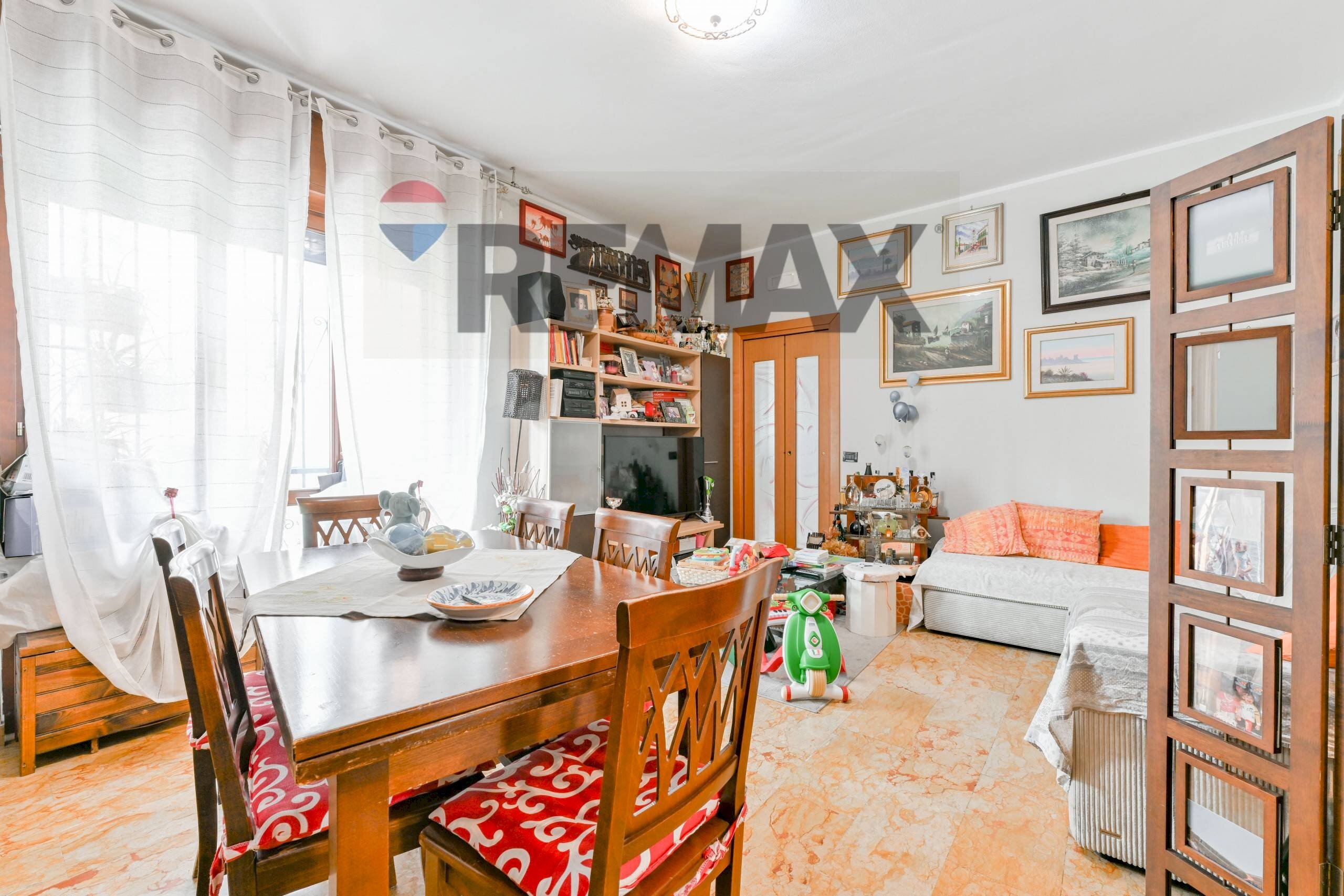 Sala da pranzo - Quadrilocale Via Milano
81, Cologno Monzese - foto 3