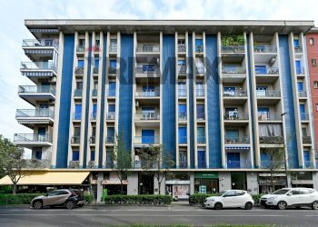 Edificio all\'aperto - Quadrilocale Via Milano
 
81, Cologno Monzese - foto 2