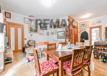 Sala da pranzo - Quadrilocale Via Milano
 
81, Cologno Monzese - foto 5