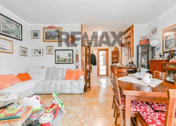 Sala da pranzo - Quadrilocale Via Milano
 
81, Cologno Monzese - foto 6
