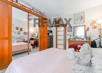 Camera / camera da letto - Quadrilocale Via Milano
 
81, Cologno Monzese - foto 21