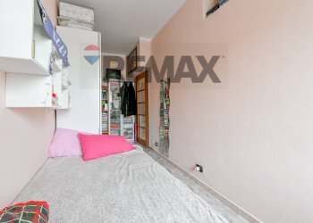 Camera / camera da letto - Quadrilocale Via Milano
 
81, Cologno Monzese - foto 23