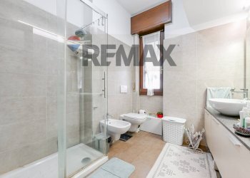 Bagno - Quadrilocale Via Milano
 
81, Cologno Monzese - foto 27