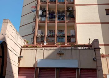 Edificio all\'aperto - Commercial Premises Via Giovene
 
34, Bari - photo 1