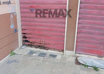 Parcheggio - Commercial Premises Via Giovene
 
34, Bari - photo 3