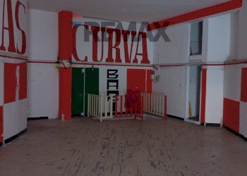 Stanza vuota - Commercial Premises Via Giovene
 
34, Bari - photo 6