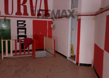Stanza vuota - Commercial Premises Via Giovene
 
34, Bari - photo 9
