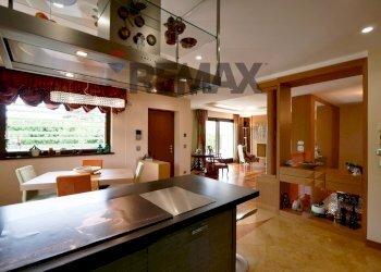 Cucina - Semi-detached house Via Madonna di Loreto
 
12, Valenzano - photo 10