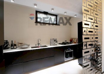 Cucina - Semi-detached house Via Madonna di Loreto
 
12, Valenzano - photo 21