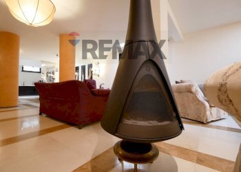 Dettagli - Semi-detached house Via Madonna di Loreto
 
12, Valenzano - photo 23