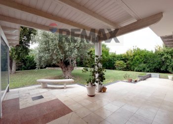 Terrazza - Semi-detached house Via Madonna di Loreto
 
12, Valenzano - photo 33