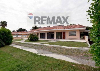Casa all\'aperto - Semi-detached house Via Madonna di Loreto
 
12, Valenzano - photo 39