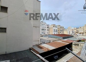 Balcone - Bilocale Via Trevisani
 
77, Bari - foto 7