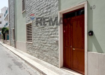 Edificio all\'aperto - Casa indipendente Via Damiano Chiesa
 
24, Bitritto - foto 32