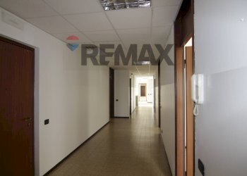 Hall / corridoio - Ufficio via Cavour
 
31, Varese - foto 13