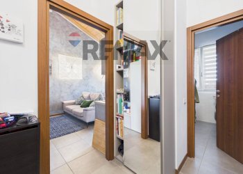 Hall / corridoio - Bilocale via Perlasca
2, Vellezzo Bellini - foto 17