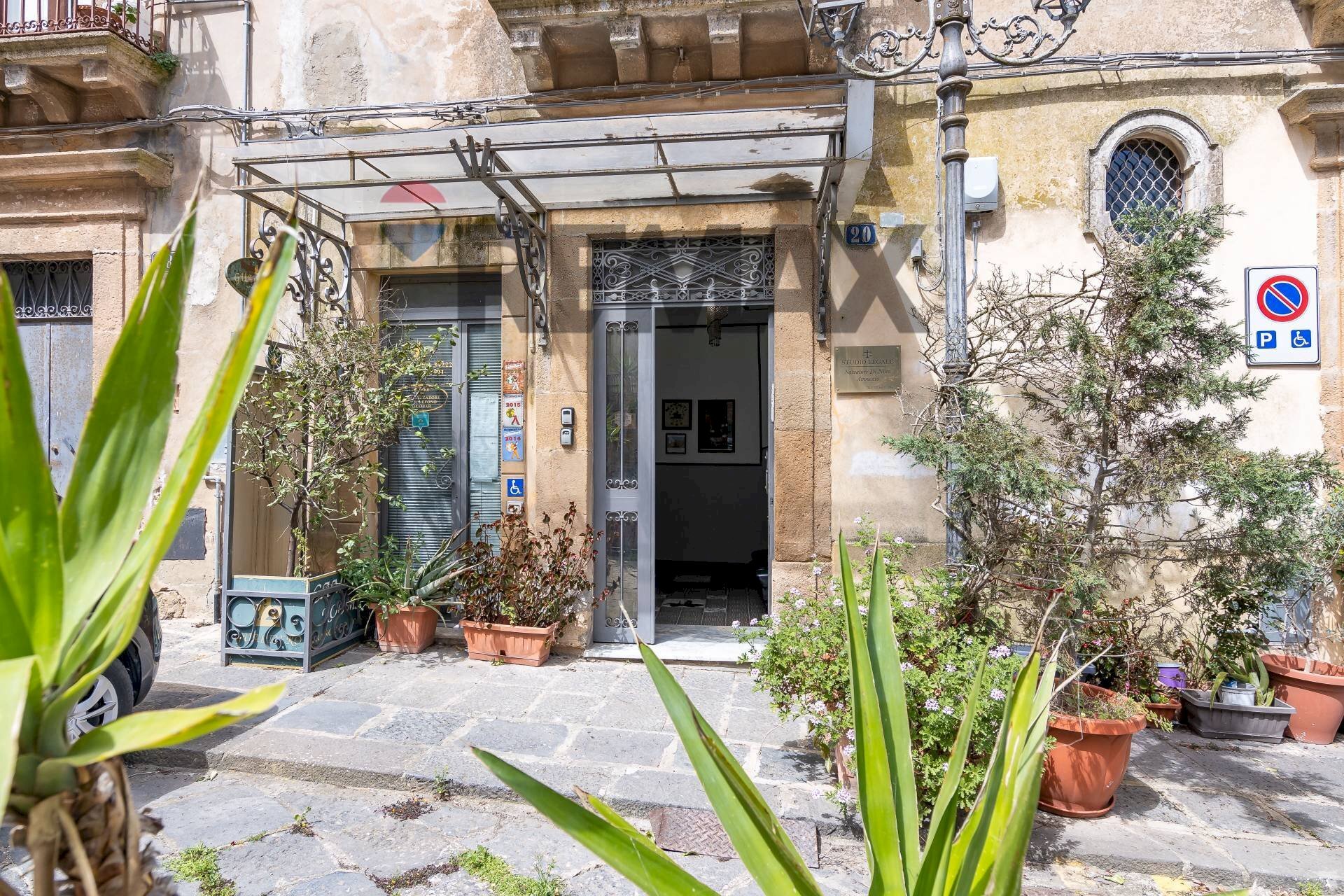 Terrazza - Hotel Piazza S. Francesco D'Assisi
 
20, Caltagirone - photo 2