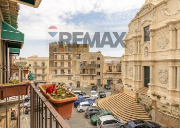 Balcone - Hotel Piazza S. Francesco D'Assisi
 
20, Caltagirone - photo 15