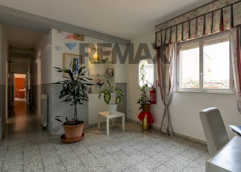 Hall / corridoio - Hotel Piazza S. Francesco D'Assisi
 
20, Caltagirone - photo 34