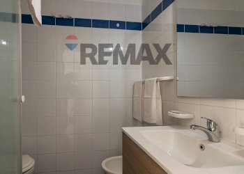 Bagno - Hotel Piazza S. Francesco D'Assisi
 
20, Caltagirone - photo 39