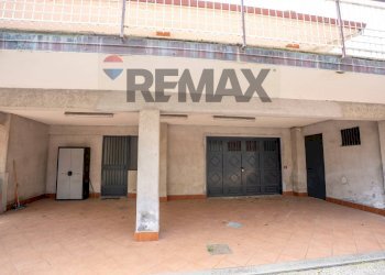 Edificio all\'aperto - Villa Via Dottor Giuffrida
 
snc, Ragalna - photo 6