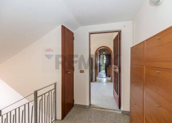 Hall / corridoio - Casa semi indipendente Via Pagaro
 
82/84, Catania - foto 23