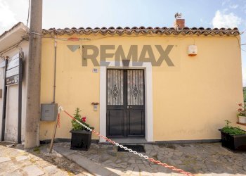 Casa all\'aperto - Independent house Via Guglielmo Marconi
 
61, Sant'Alfio - photo 33