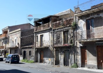 Edificio all\'aperto - Independent house Via G. Bonaventura
 
47/49/51, Randazzo - photo 5