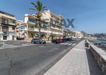 Edificio all\'aperto - Box Via San Pancrazio
2, Giardini-Naxos - photo 1