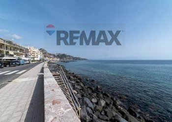 Vista dell\'acqua - Box Via San Pancrazio
2, Giardini-Naxos - photo 10