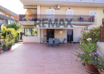 Terrazza - Appartamento Via Acicastello
 
89, Aci Castello - foto 14