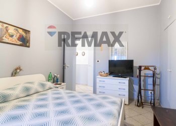 Camera / camera da letto - Appartamento Via Acicastello
 
89, Aci Castello - foto 34