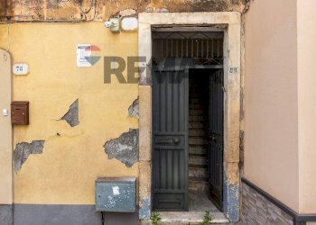 Edificio all\'aperto - Casa semi indipendente Via Innessa
80, Biancavilla - foto 2