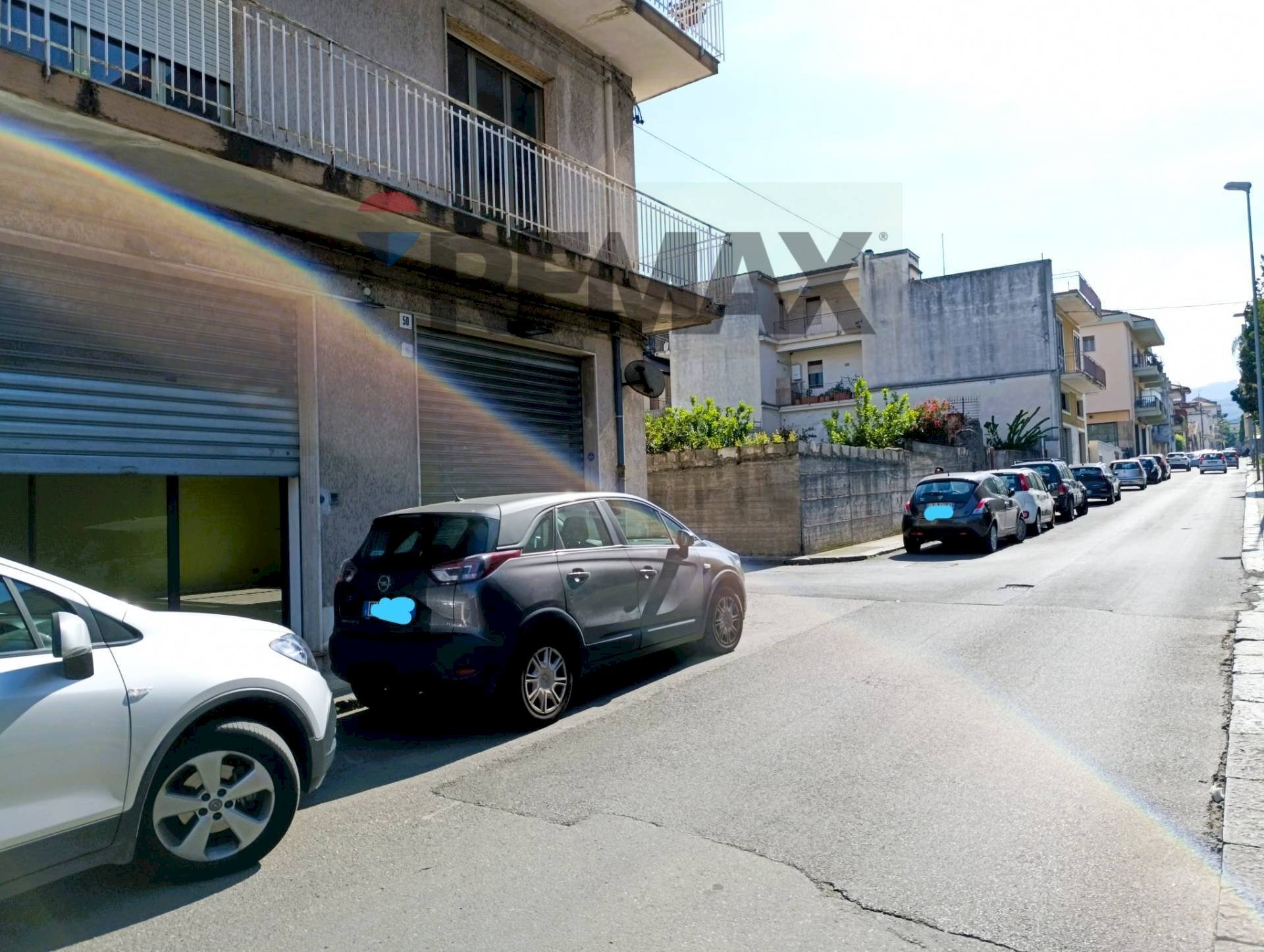 Edificio all\'aperto - Shop Via Raffaello Grasso
48, Giarre - photo 3
