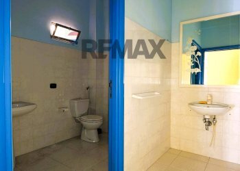 Bagno - Shop Via Raffaello Grasso
48, Giarre - photo 8