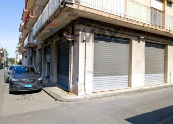 Edificio all\'aperto - Shop Via Raffaello Grasso
48, Giarre - photo 20