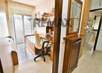 Ufficio - Three-room apartment via Ospitaletto
 
30, Bollate - photo 11