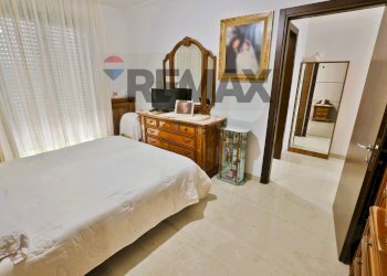 Camera / camera da letto - Three-room apartment via Ospitaletto
 
30, Bollate - photo 16