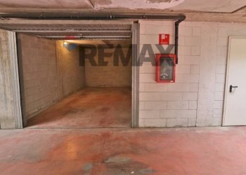 Parcheggio - Three-room apartment via Ospitaletto
 
30, Bollate - photo 23