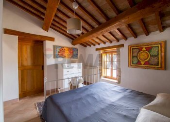 Camera / camera da letto - Two-room apartment Piazza Del Castello, Bevagna - photo 13
