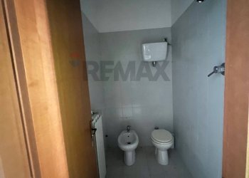 Bagno - Shop Via Olaf Palme
 
112, Bastia Umbra - photo 15