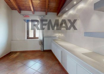 Bagno - Three-room apartment Via Costanza Baglioni
 
50, Cannara - photo 16