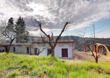 Casa all\'aperto - Villa via San Bernardino
 
26, Bettona - foto 17