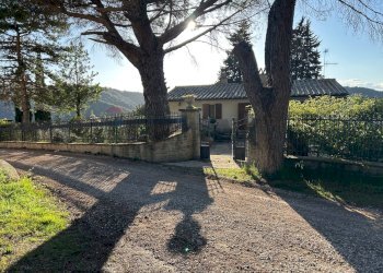 Giardino - Villa via San Bernardino
 
26, Bettona - foto 41